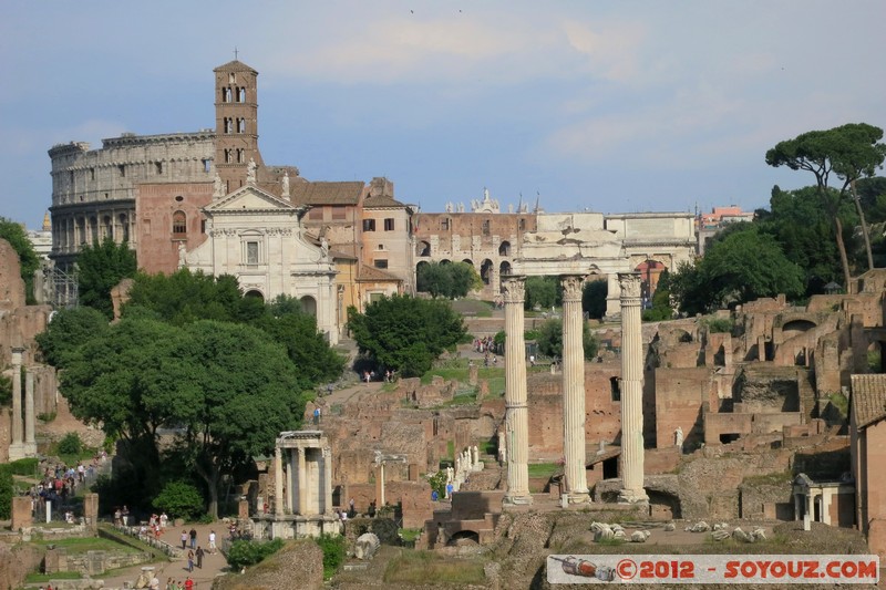 Roma - Foro Romano e Colosseo
Mots-clés: geo:lat=41.89237197 geo:lon=12.48358563 geotagged ITA Italie Lazio Rom Roma patrimoine unesco Ruines Romain Colosseo
