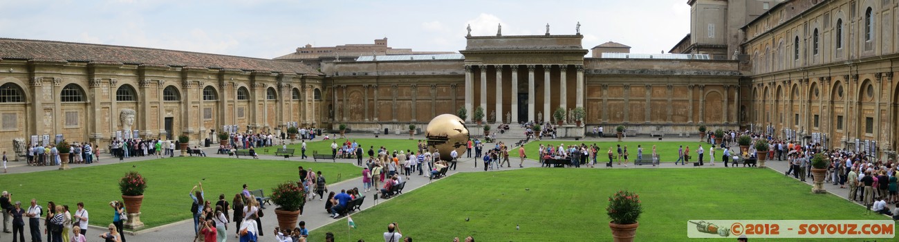 Vatican - Musei Vaticani - Cortile della Pigna - panorama
Mots-clés: geo:lat=41.90618573 geo:lon=12.45433331 geotagged VAT Vatican Vatican City Vaticano patrimoine unesco panorama