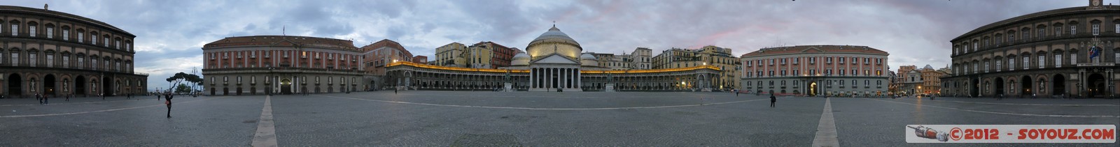 Napoli - Piazza Del Plebiscito - Panorama
Mots-clés: Campania geo:lat=40.83585792 geo:lon=14.24893707 geotagged ITA Italie Napoli Neapel panorama 360 view