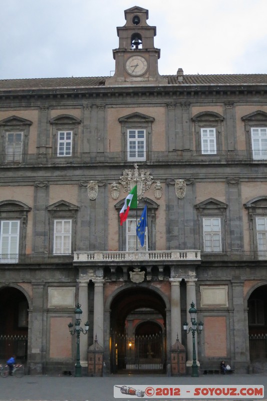 Napoli - Piazza Del Plebiscito - Palazzo Reale
Mots-clés: Campania geo:lat=40.83596102 geo:lon=14.24886872 geotagged ITA Italie Napoli Neapel