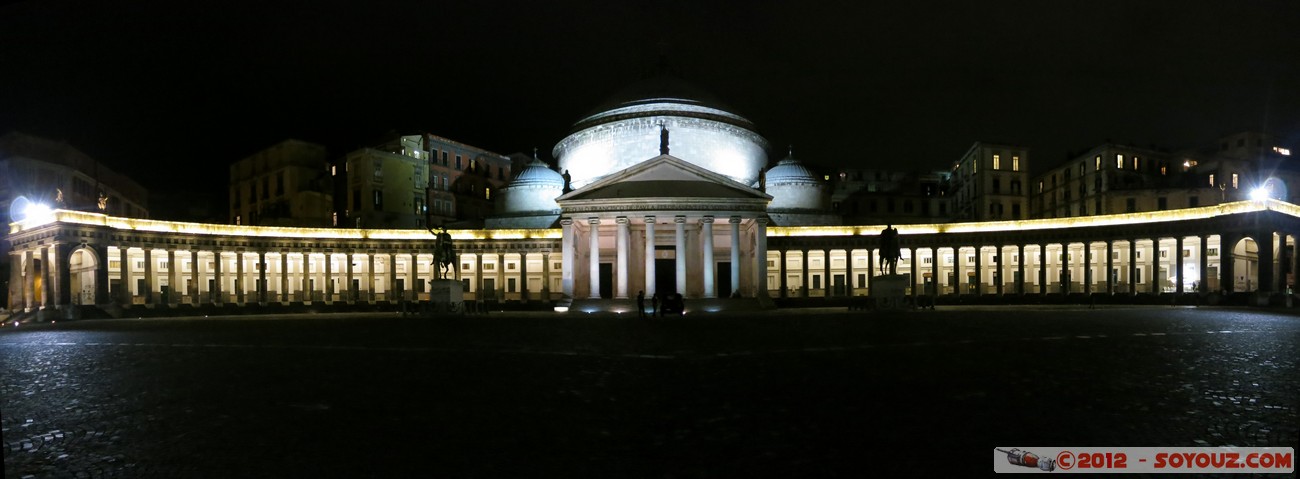 Napoli - Piazza Del Plebiscito - San Francesco di Paola di notte
Mots-clés: Campania geo:lat=40.83578348 geo:lon=14.24859170 geotagged ITA Italie Napoli Neapel Eglise Nuit panorama