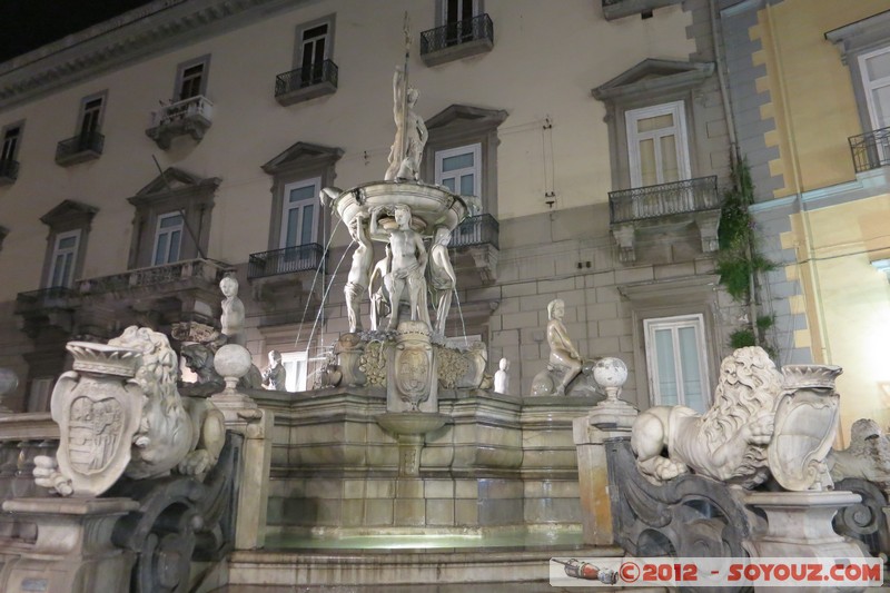 Napoli - Fontana del Nettuno di notte
Mots-clés: Campania geo:lat=40.84042750 geo:lon=14.25209000 geotagged ITA Italie Napoli Neapel Nuit Fontaine Fontana del Nettuno