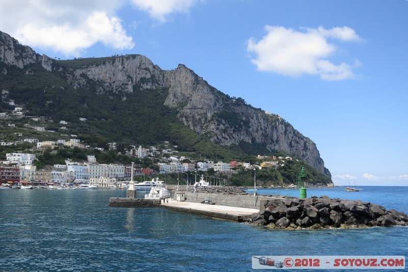 Capri - Marina Grande
Mots-clés: Campania Capri geo:lat=40.55829056 geo:lon=14.24478833 geotagged ITA Italie Marina Grande Di Capri mer Montagne Port