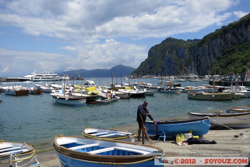 Capri - Marina Grande
Mots-clés: Campania Capri geo:lat=40.55615250 geo:lon=14.23911056 geotagged ITA Italie Marina Grande Di Capri mer Montagne bateau