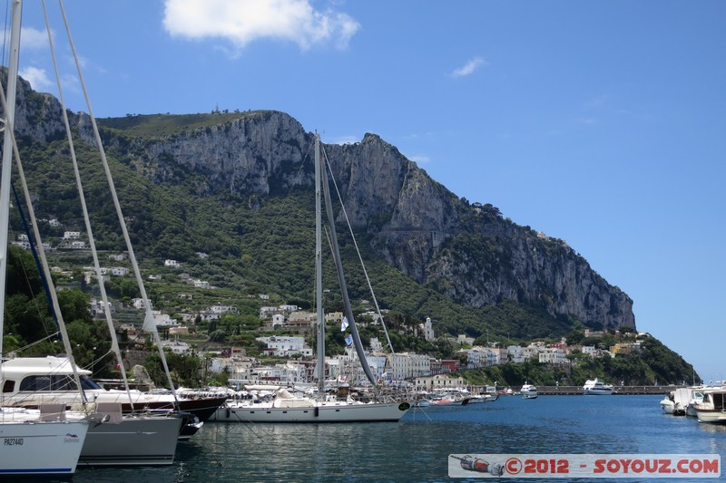 Capri - Marina Grande
Mots-clés: Campania Capri geo:lat=40.55623554 geo:lon=14.24675424 geotagged ITA Italie mer Montagne bateau