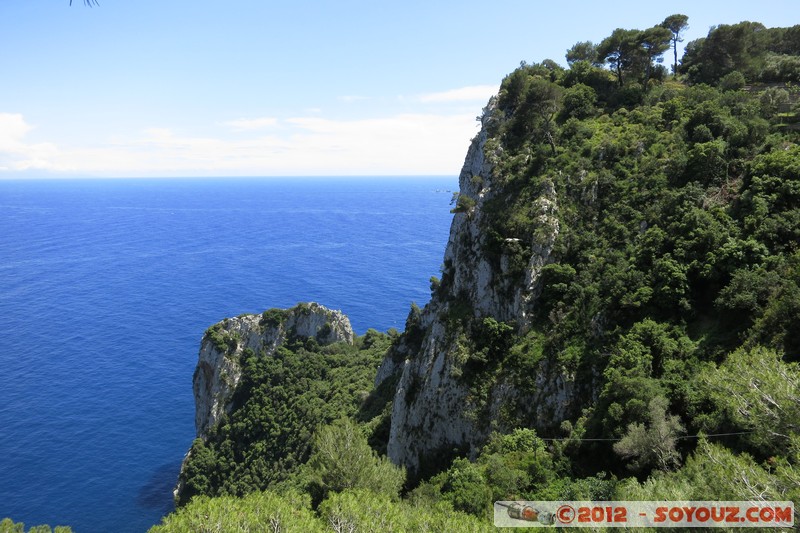 Capri - via de l'Arco Naturale
Mots-clés: Campania Capri geo:lat=40.55049377 geo:lon=14.25656855 geotagged ITA Italie mer