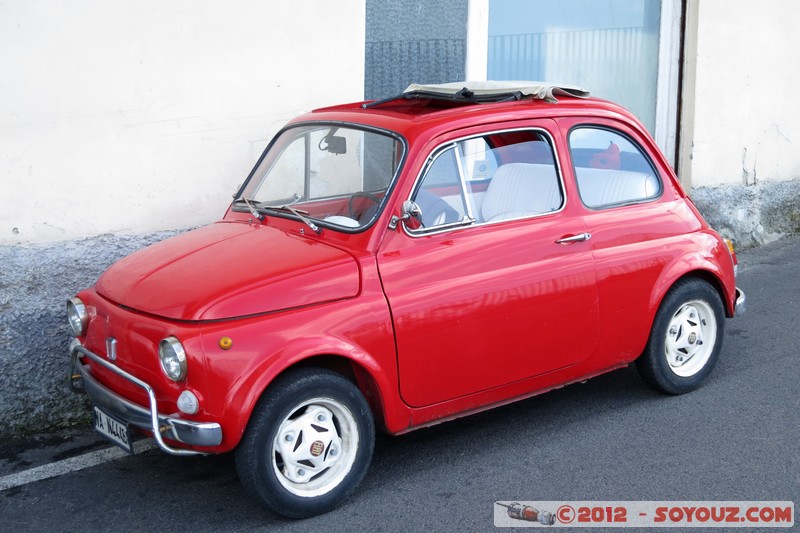 Capri - Fiat 500
Mots-clés: Campania geo:lat=40.55678111 geo:lon=14.23662722 geotagged ITA Italie Marina Grande Marina Grande Di Capri voiture Fiat Fiat 500