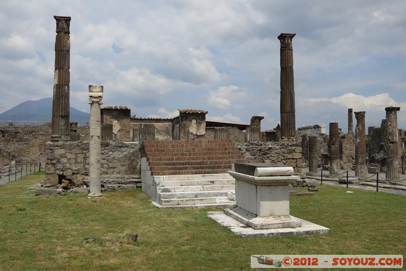 Pompei Scavi -  Tempio di Apollo
Mots-clés: Campania geo:lat=40.74894882 geo:lon=14.48442566 geotagged ITA Italie Pompei Scavi Ruines Romain patrimoine unesco Regio VII