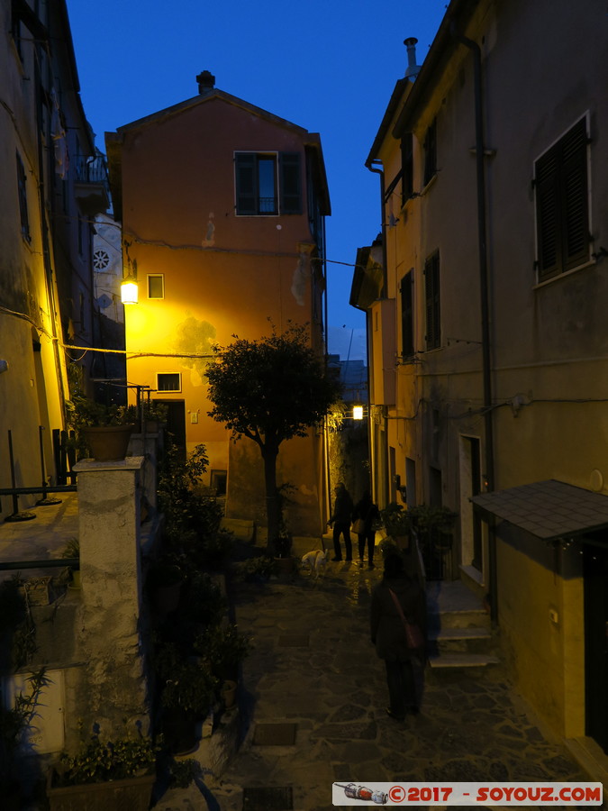 Portovenere by night
Mots-clés: ITA Italie Liguria Portovenere patrimoine unesco Nuit