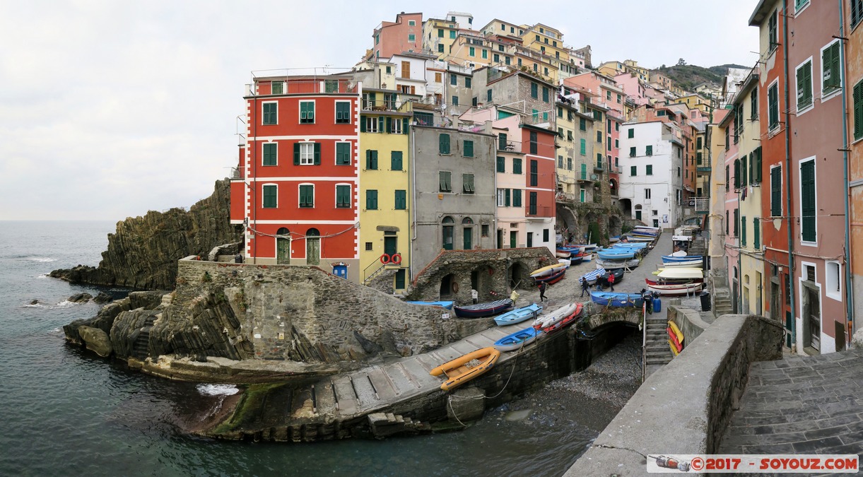 Cinque Terre - Riomaggiore
Stitched Panorama
Mots-clés: ITA Italie Liguria Riomaggiore Parco Nazionale delle Cinque Terre patrimoine unesco Port