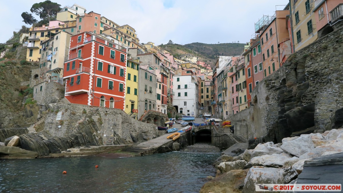 Cinque Terre - Riomaggiore
Mots-clés: ITA Italie Liguria Riomaggiore Parco Nazionale delle Cinque Terre patrimoine unesco Mer Port