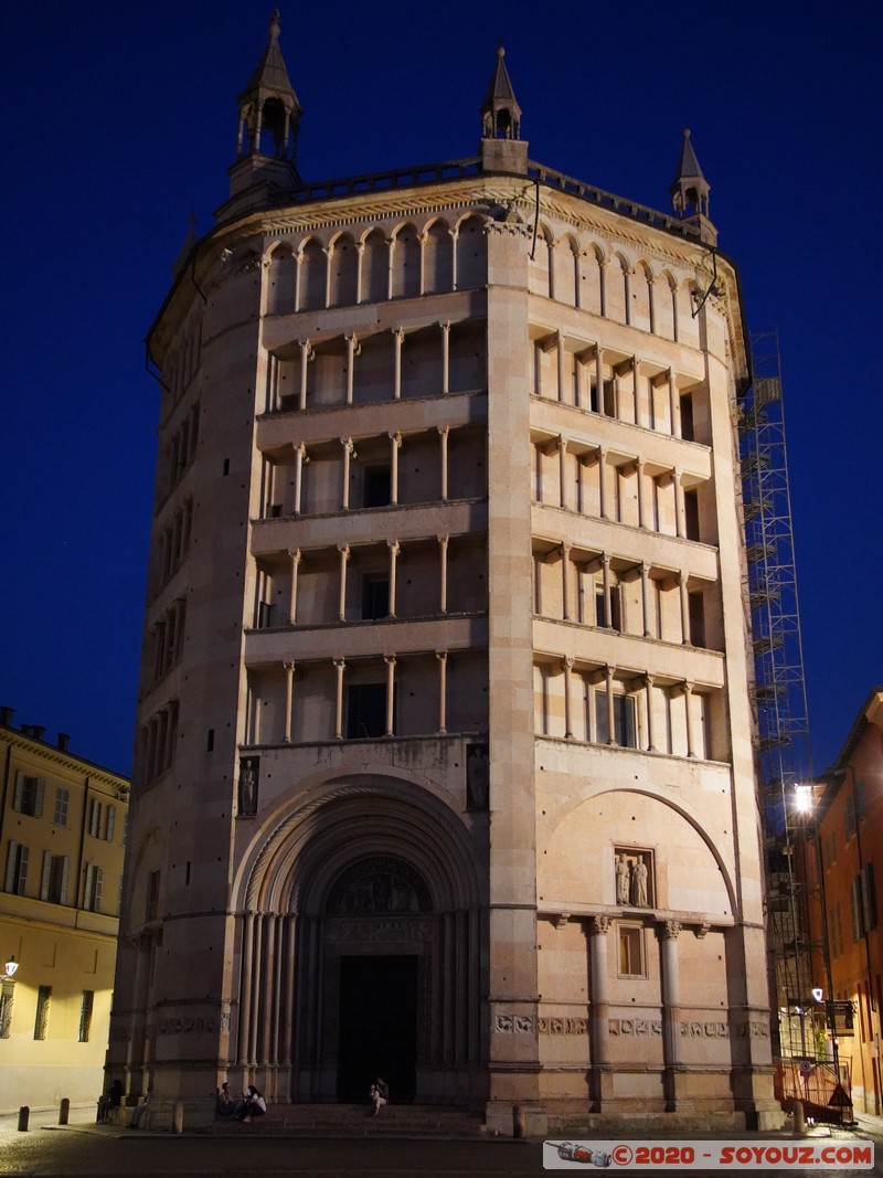 Parma by night - Battistero
Mots-clés: Emilia-Romagna geo:lat=44.80344871 geo:lon=10.33043584 geotagged ITA Italie Parma Nuit Piazza del Duomo Eglise Battistero
