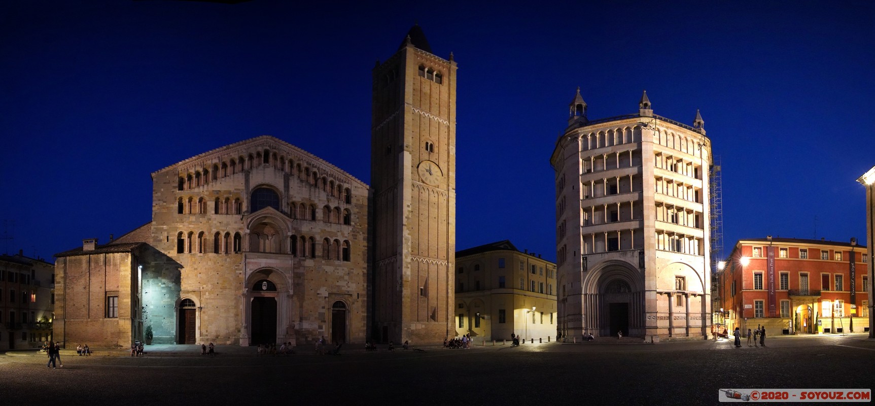 Parma by night - Cattedrale e Battistero
Mots-clés: Emilia-Romagna geo:lat=44.80344871 geo:lon=10.33043584 geotagged ITA Italie Parma Nuit Piazza del Duomo Eglise Cattedrale Battistero panorama