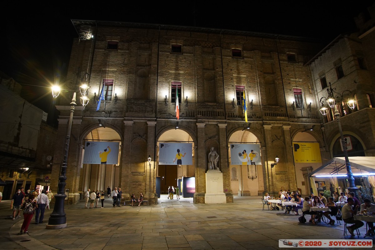 Parma by night - Palazzo Comunale
Mots-clés: Emilia-Romagna geo:lat=44.80123829 geo:lon=10.32797444 geotagged ITA Italie Parma Nuit Str. Luigi Carlo Farini Piazza Giuseppe Garibaldi Palazzo Comunale