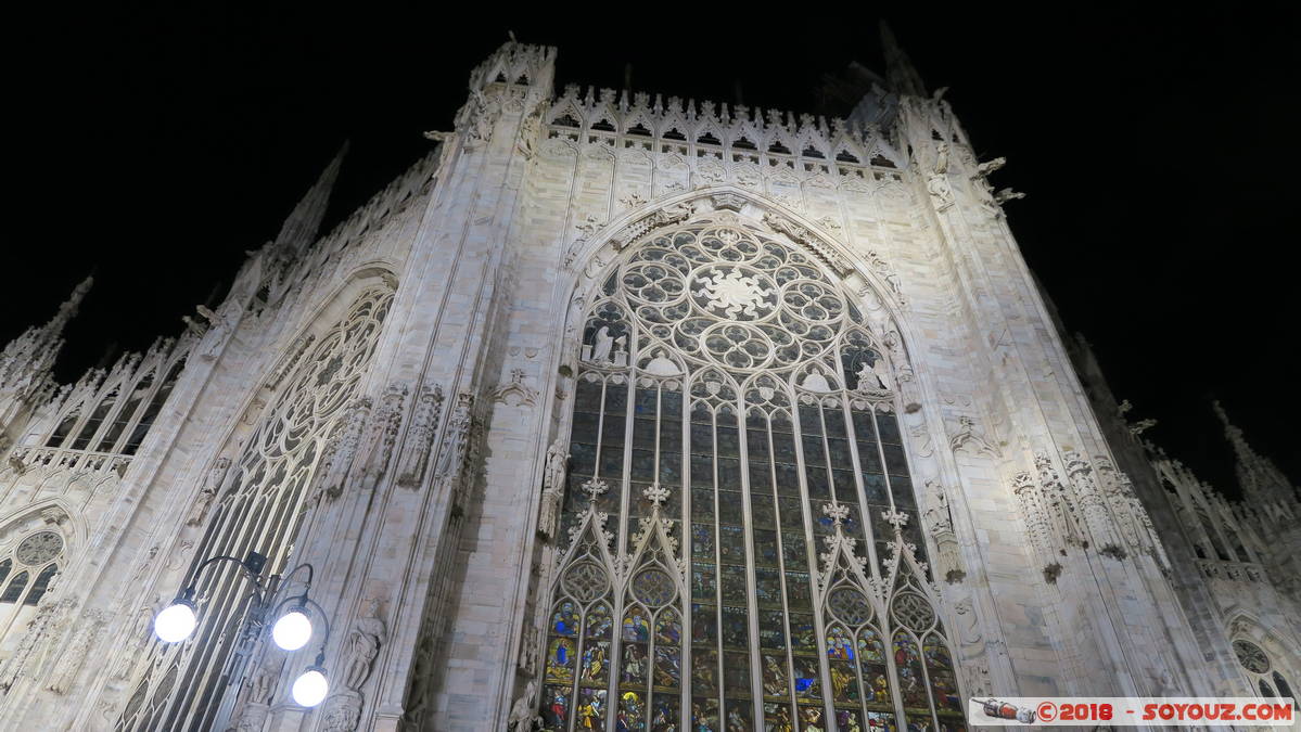 Milano by Night - Il Duomo
Mots-clés: geo:lat=45.46408416 geo:lon=9.19276471 geotagged ITA Italie Lombardia Mailand Milano Nuit Piazza del Duomo Il Duomo Eglise