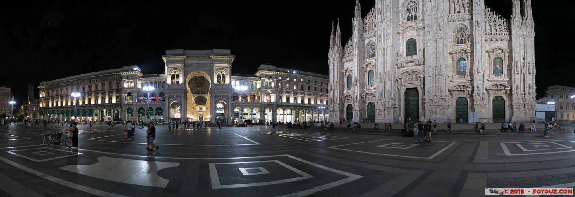 Milano by Night - Galleria Vittorio Emanuele II e Il Duomo
Mots-clés: geo:lat=45.46394631 geo:lon=9.19001276 geotagged ITA Italie Lombardia Mailand Milano Nuit Piazza del Duomo Il Duomo Eglise Galleria Vittorio Emanuele II panorama