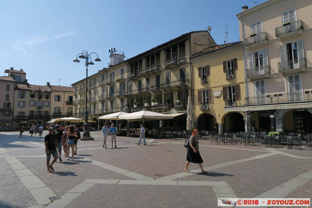 Como - Piazza del Duomo
Mots-clés: Como geo:lat=45.81326778 geo:lon=9.08095992 geotagged ITA Italie Lombardia Piazza del Duomo