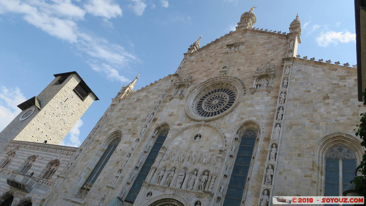 Como - Il Duomo
Mots-clés: Como geo:lat=45.81157025 geo:lon=9.08326662 geotagged ITA Italie Lombardia Piazza del Duomo Il Duomo Eglise