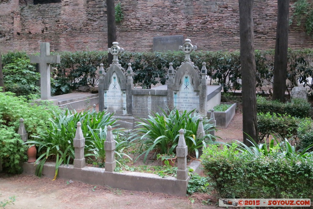 Roma - Cimitero acattolico
Mots-clés: Colle Della Valentina Garbatella geo:lat=41.87564047 geo:lon=12.47875214 geotagged ITA Italie Lazio Roma Cimitero acattolico di Roma cimetiere Testaccio