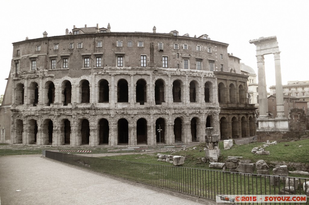 Roma - Teatro di Marcello
Mots-clés: geo:lat=41.89245911 geo:lon=12.48031358 geotagged ITA Italie Lazio Roma Sant' Angelo Teatro di Marcello Ruines Romain