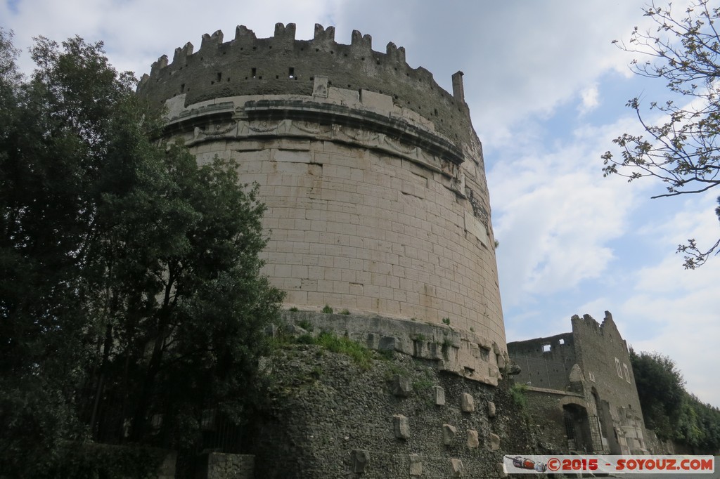 Roma - Castrum Caetani - Tomba di Cecilia Metella
Mots-clés: Ardeatino geo:lat=41.85213460 geo:lon=12.52045420 geotagged ITA Italie Lazio Torricola Roma Castrum Caetani Ruines chateau Tomba di Cecilia Metella Via Appia Antica