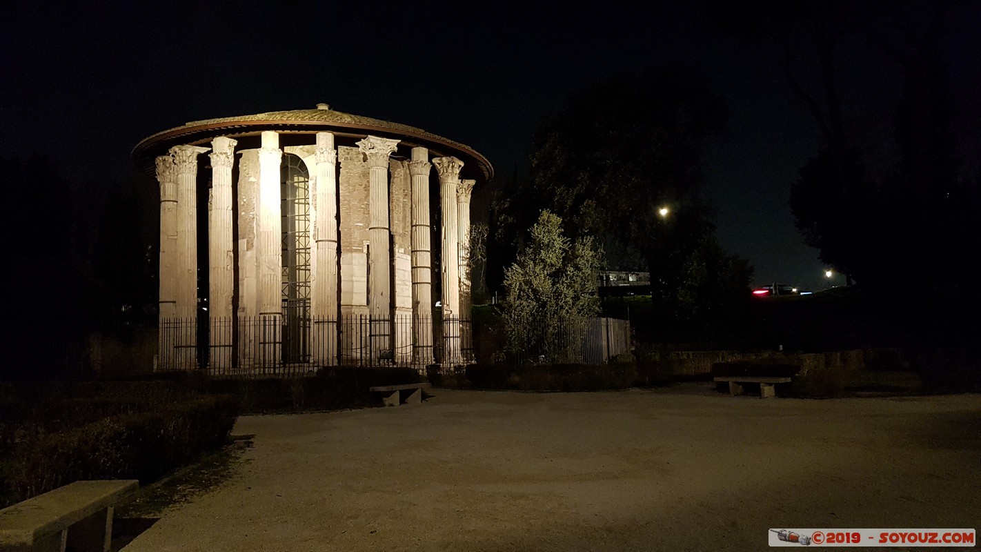 Roma - Tempio di Ercole
Mots-clés: Acilia geo:lat=41.88857272 geo:lon=12.48113106 geotagged ITA Italie Lazio Sant' Angelo Ripa Tempio di Ercole Ruines romaines patrimoine unesco