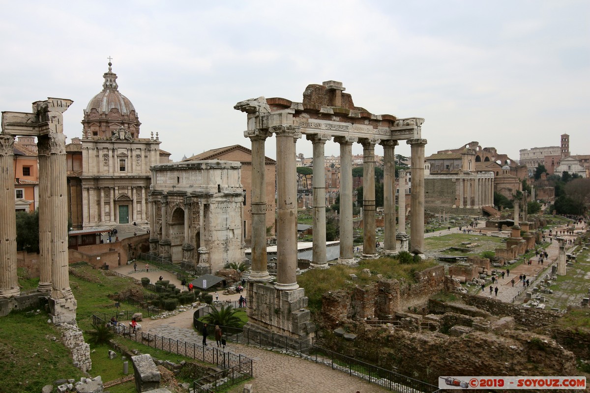 Roma - Foro Romano - Tempio di Saturno
Mots-clés: Colle Della Valentina geo:lat=41.89252133 geo:lon=12.48359400 geotagged ITA Italie Lazio Roma Pallatina patrimoine unesco Ruines Romain Foro Romano Arco di Settimio Severo Tempio di Saturno