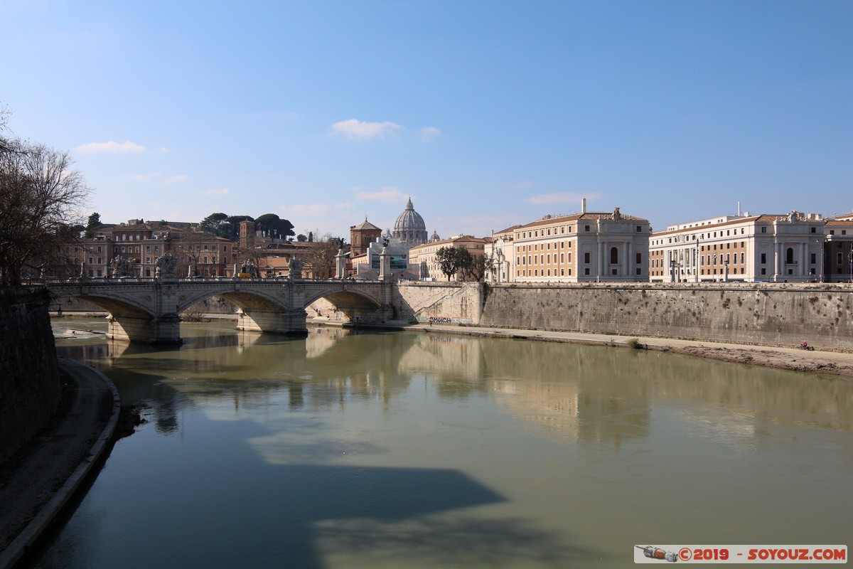 Roma - Ponte Vittorio Emanuele II
Mots-clés: Decima geo:lat=41.90130334 geo:lon=12.46643561 geotagged ITA Italie Lazio Ponte Ponte Vittorio Emanuele II