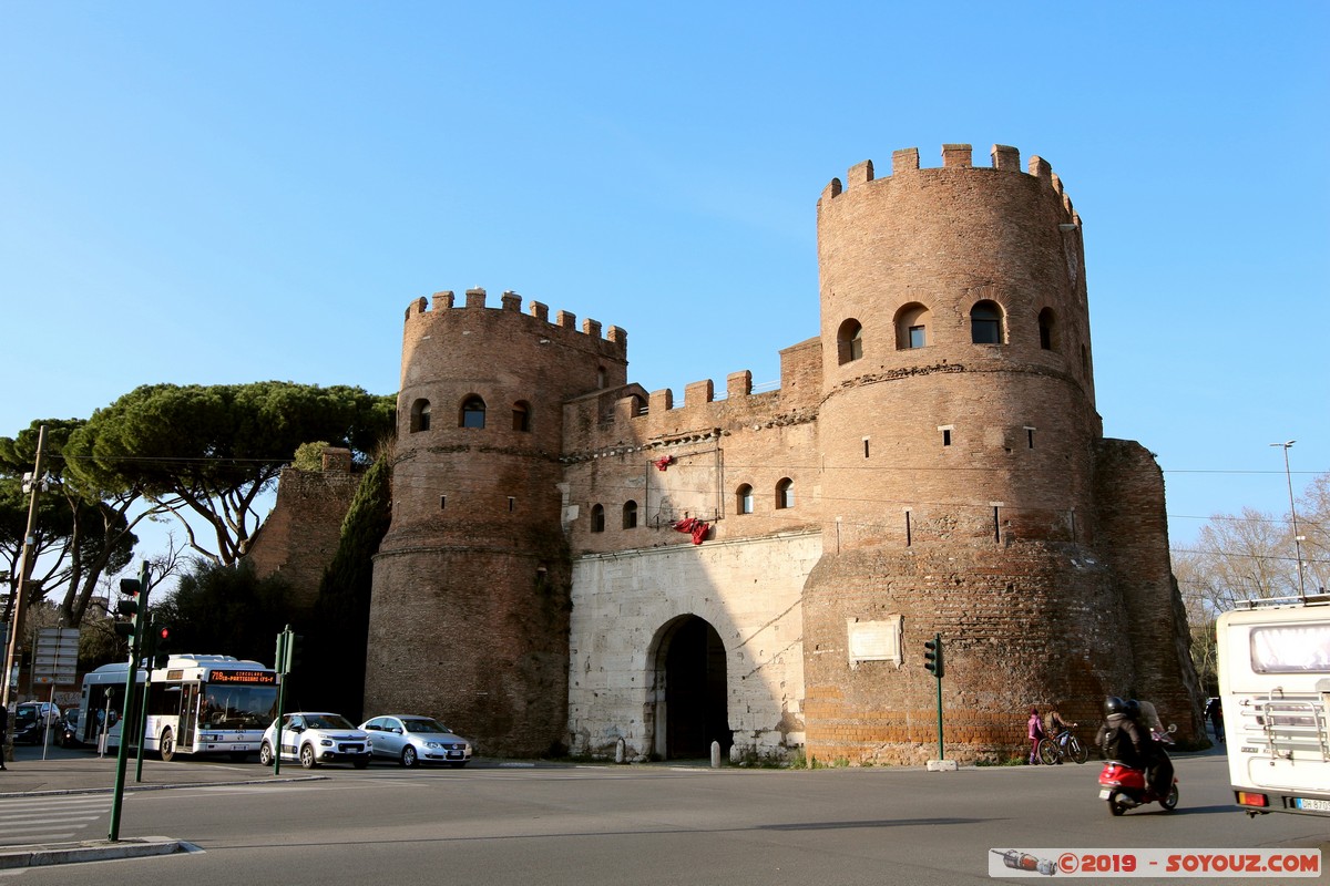 Roma - Porta San Paolo
Mots-clés: Decima Garbatella geo:lat=41.87624500 geo:lon=12.48166667 geotagged ITA Italie Lazio Porta San Paolo Testaccio