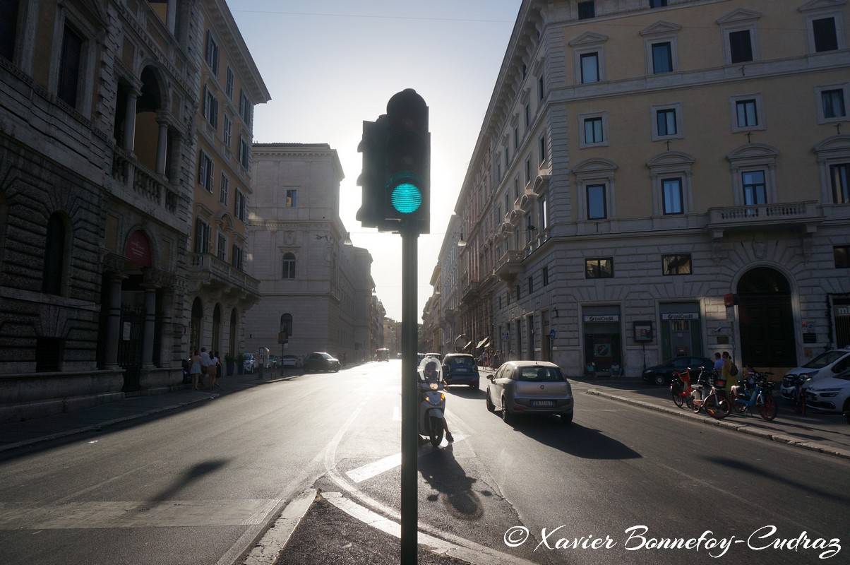 Roma - Corso Vittorio Emanuele II
Mots-clés: geo:lat=41.89687289 geo:lon=12.47282729 geotagged ITA Italie Lazio Parione Roma Corso Vittorio Emanuele II