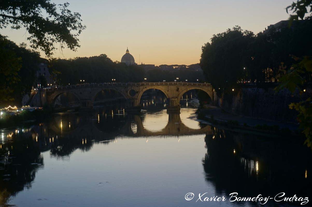 Roma - Trastevere - Ponte Sisto e Tevere
Mots-clés: Acilia geo:lat=41.89116563 geo:lon=12.47172847 geotagged ITA Italie Lazio Sant' Angelo Roma Ponte Sisto Trastevere Tevere Riviere sunset Nuit