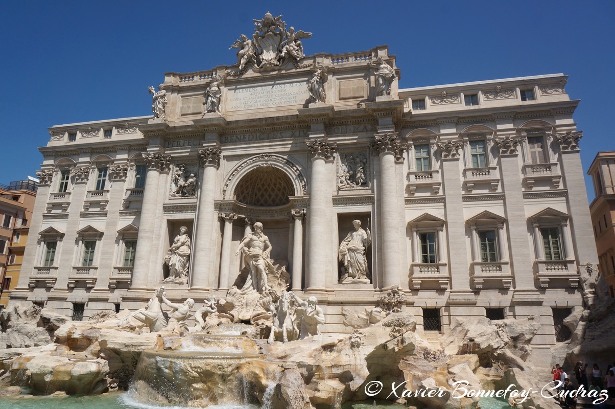 Roma - Fontana di Trevi
Mots-clés: Colle Della Valentina geo:lat=41.90087014 geo:lon=12.48353680 geotagged ITA Italie Lazio Pigna Roma patrimoine unesco Fontaine Fontana di Trevi Trevi - Rione II