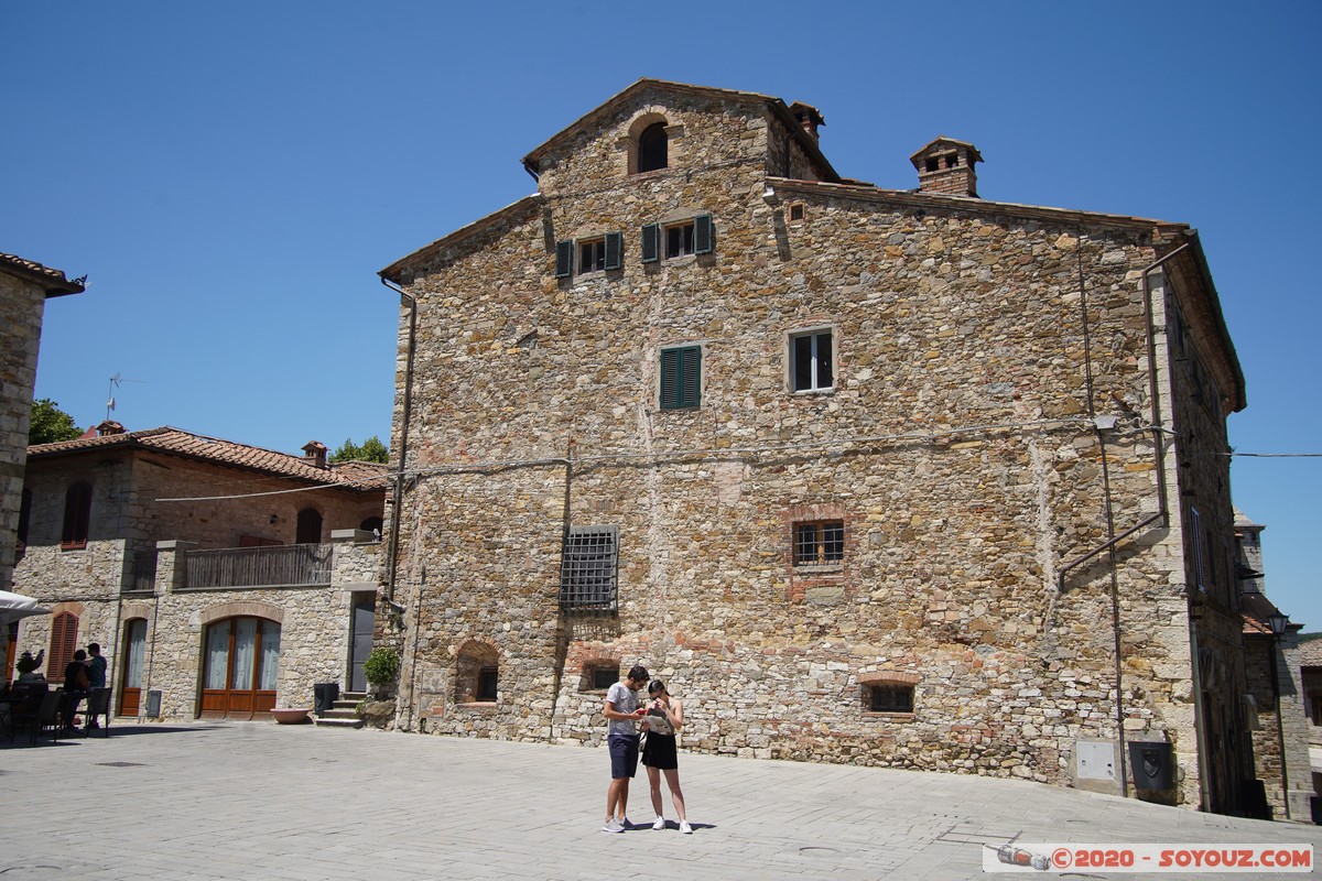 Castellina in Chianti - Piazza del Comune
Mots-clés: Castellina in Chianti geo:lat=43.46927627 geo:lon=11.28726342 geotagged ITA Italie Toscana Chianti