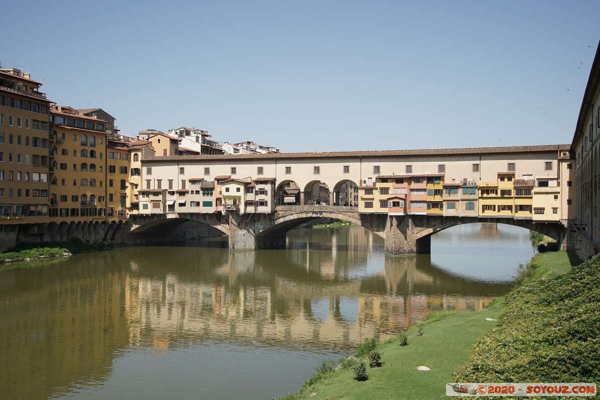 Firenze - Ponte Vecchio
Mots-clés: Centro Storico geo:lat=43.76778333 geo:lon=11.25492286 geotagged ITA Italie San Felice A Ema Toscana Florence Riviere Ponte Vecchio Pont Fiume Arno patrimoine unesco