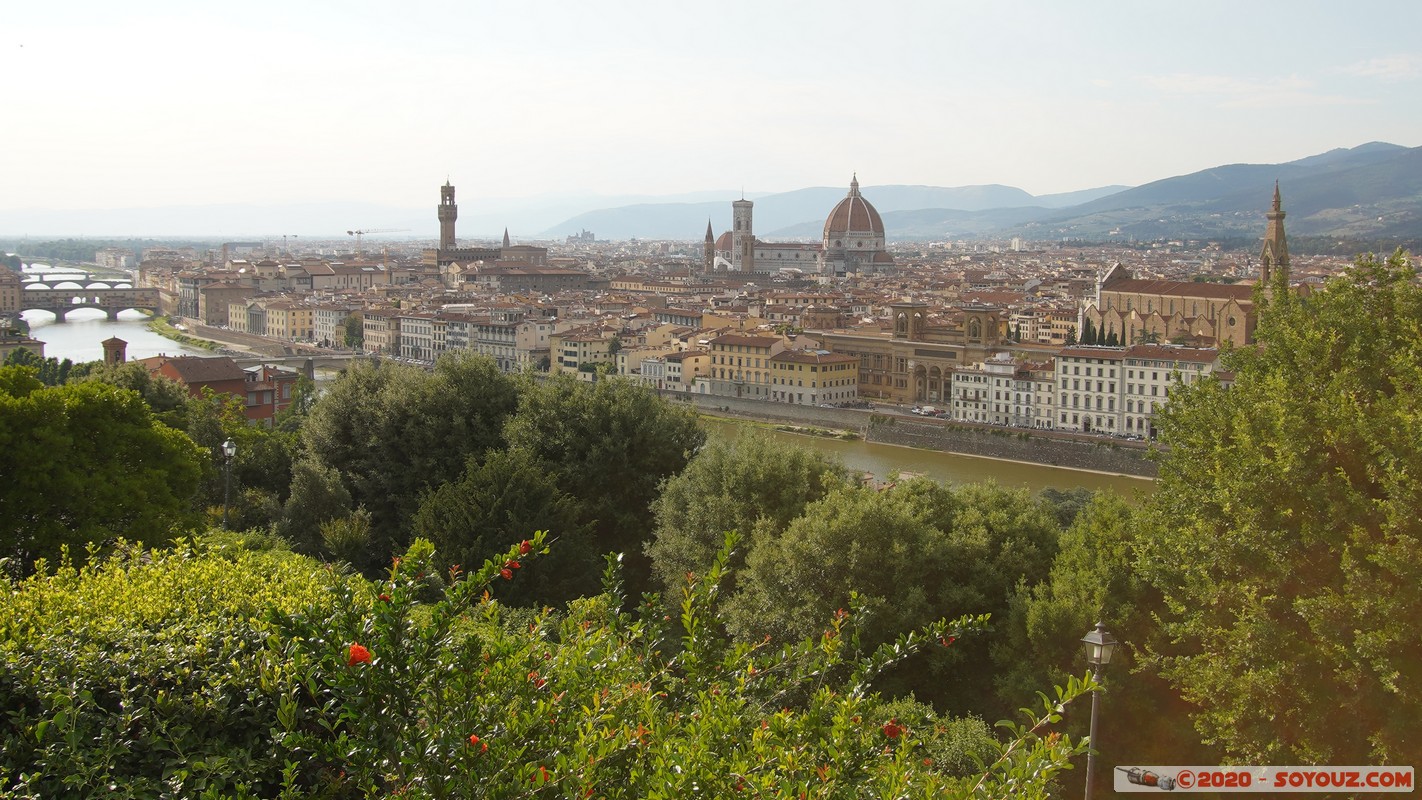 Firenze - vista dalla Piazzale Michelangelo
Mots-clés: Bandino geo:lat=43.76323421 geo:lon=11.26496079 geotagged ITA Italie San Niccol Toscana Palazzo Vecchio Duomo di Santa Maria del Fiore Campanile di Giotto Basilica di Santa Croce di Firenze Piazzale Michelangelo Riviere Fiume Arno patrimoine unesco