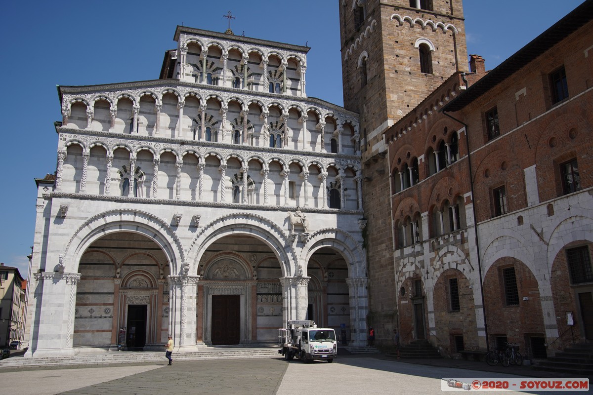 Lucca - Duomo di San Martino
Mots-clés: geo:lat=43.84078397 geo:lon=10.50506370 geotagged ITA Italie Lucca Roman Catholic Archidiocese of Lucca Toscana Duomo di San Martino Eglise