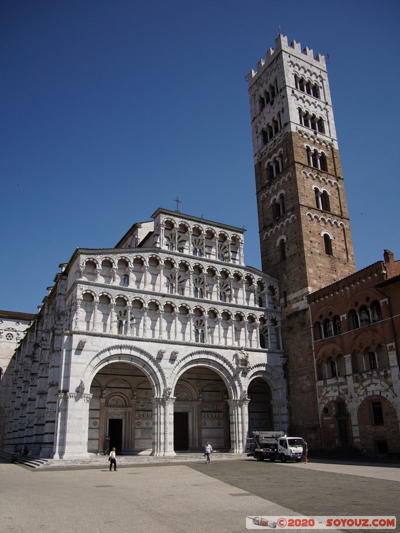 Lucca - Duomo di San Martino
Mots-clés: geo:lat=43.84078397 geo:lon=10.50506370 geotagged ITA Italie Lucca Roman Catholic Archidiocese of Lucca Toscana Duomo di San Martino Eglise