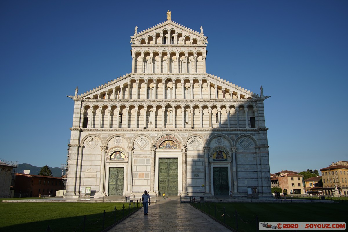 Pisa - Duomo
Mots-clés: geo:lat=43.72324424 geo:lon=10.39450625 geotagged ITA Italie Pisa Roman Catholic Archidiocese of Pisa Toscana Piazza dei Miracoli Eglise Duomo di Pisa patrimoine unesco