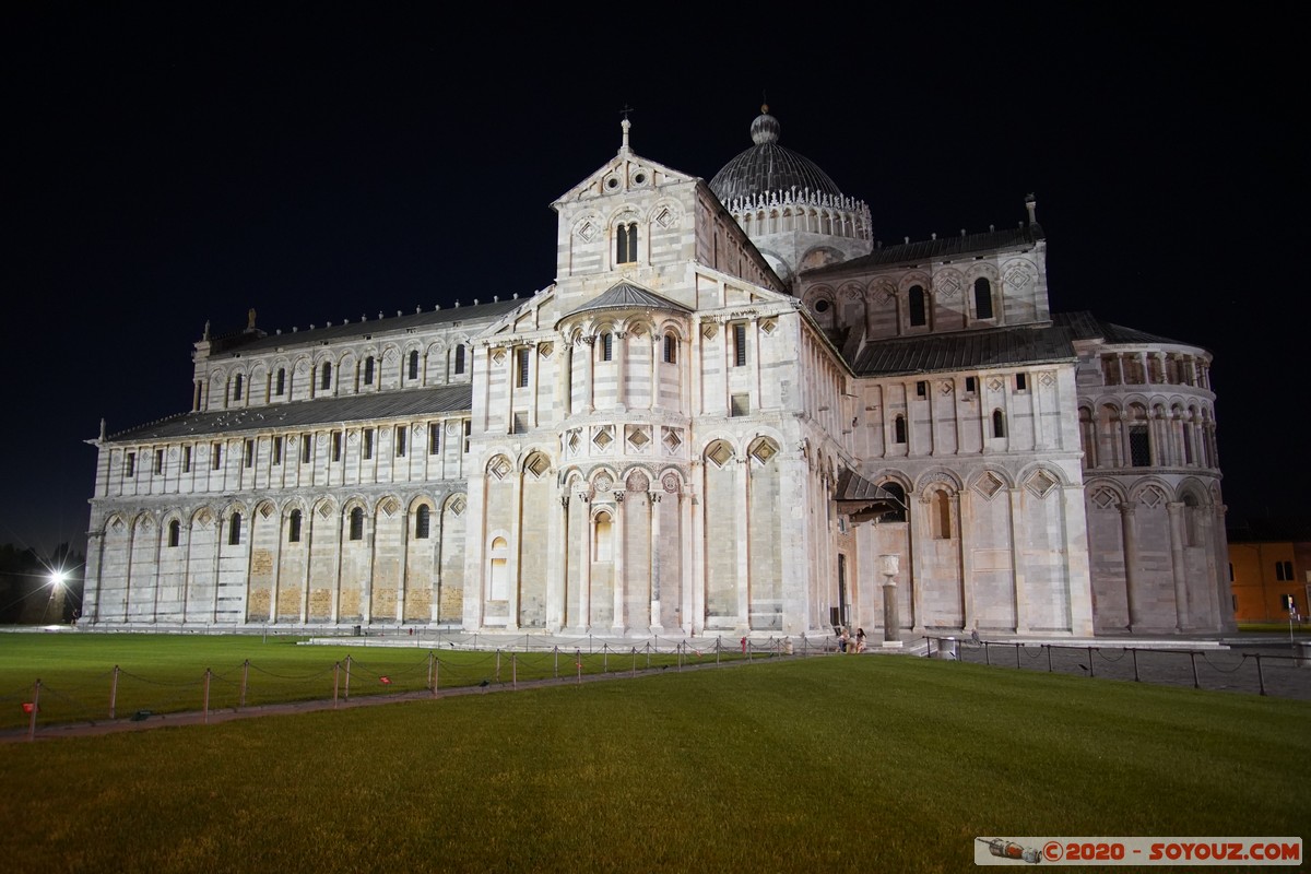 Pisa by night - Duomo di Pisa
Mots-clés: geo:lat=43.72257073 geo:lon=10.39633587 geotagged ITA Italie Pisa Roman Catholic Archidiocese of Pisa Toscana Piazza dei Miracoli Eglise Nuit Duomo di Pisa patrimoine unesco