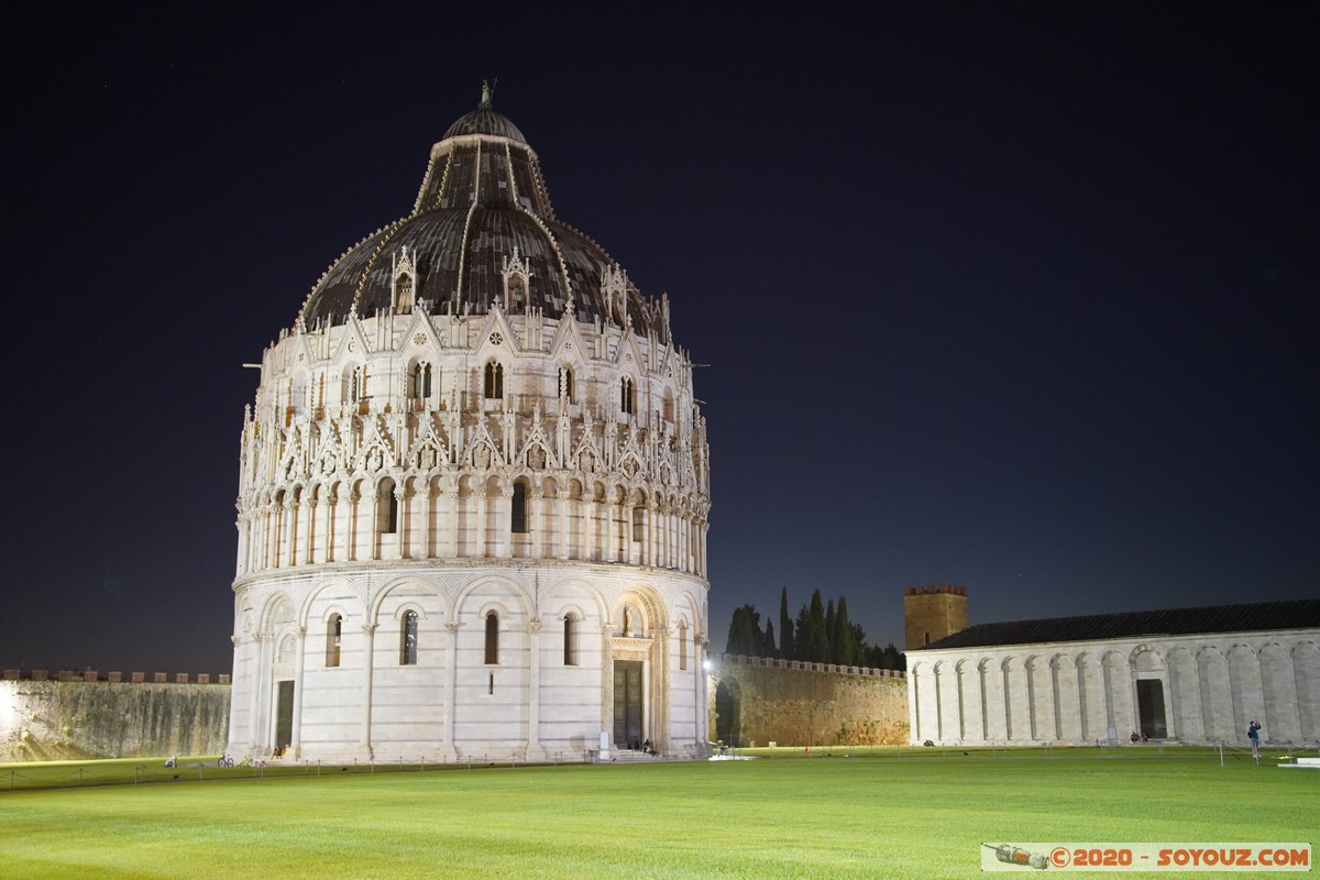 Pisa by night - Battistero di San Giovanni
Mots-clés: geo:lat=43.72264316 geo:lon=10.39485917 geotagged ITA Italie Pisa Roman Catholic Archidiocese of Pisa Toscana Piazza dei Miracoli Eglise Nuit Battistero di San Giovanni patrimoine unesco