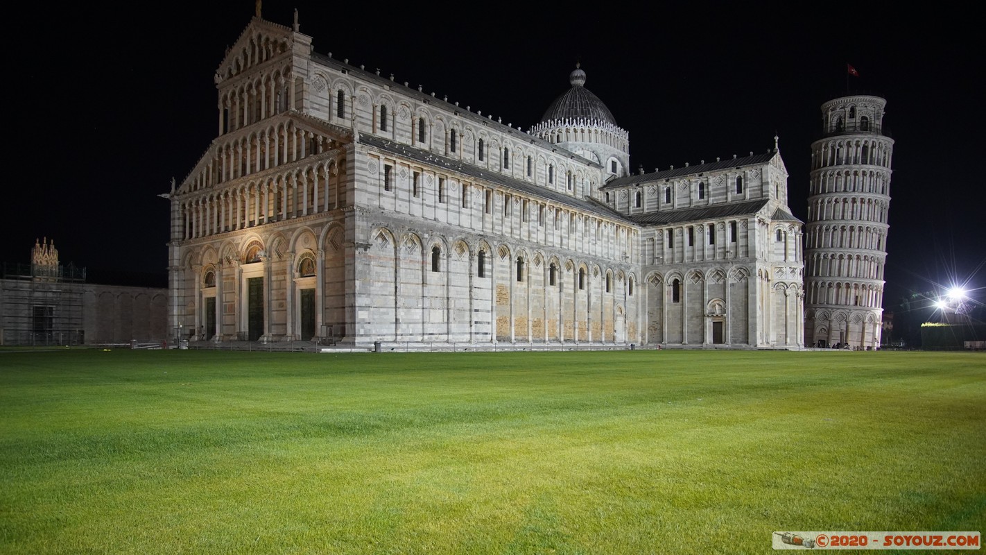 Pisa by night - Duomo e Torre di Pisa
Mots-clés: geo:lat=43.72268873 geo:lon=10.39447018 geotagged ITA Italie Pisa Roman Catholic Archidiocese of Pisa Toscana Piazza dei Miracoli Eglise Nuit Duomo di Pisa Torre di Pisa patrimoine unesco