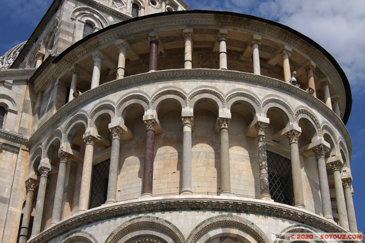 Pisa - Duomo
Mots-clés: geo:lat=43.72313167 geo:lon=10.39661386 geotagged ITA Italie Pisa Roman Catholic Archidiocese of Pisa Toscana Piazza dei Miracoli Eglise Duomo di Pisa patrimoine unesco