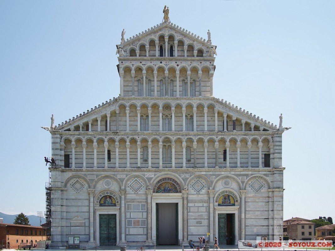 Pisa - Duomo
Mots-clés: geo:lat=43.72327071 geo:lon=10.39473383 geotagged ITA Italie Pisa Roman Catholic Archidiocese of Pisa Toscana Piazza dei Miracoli Eglise Duomo di Pisa patrimoine unesco