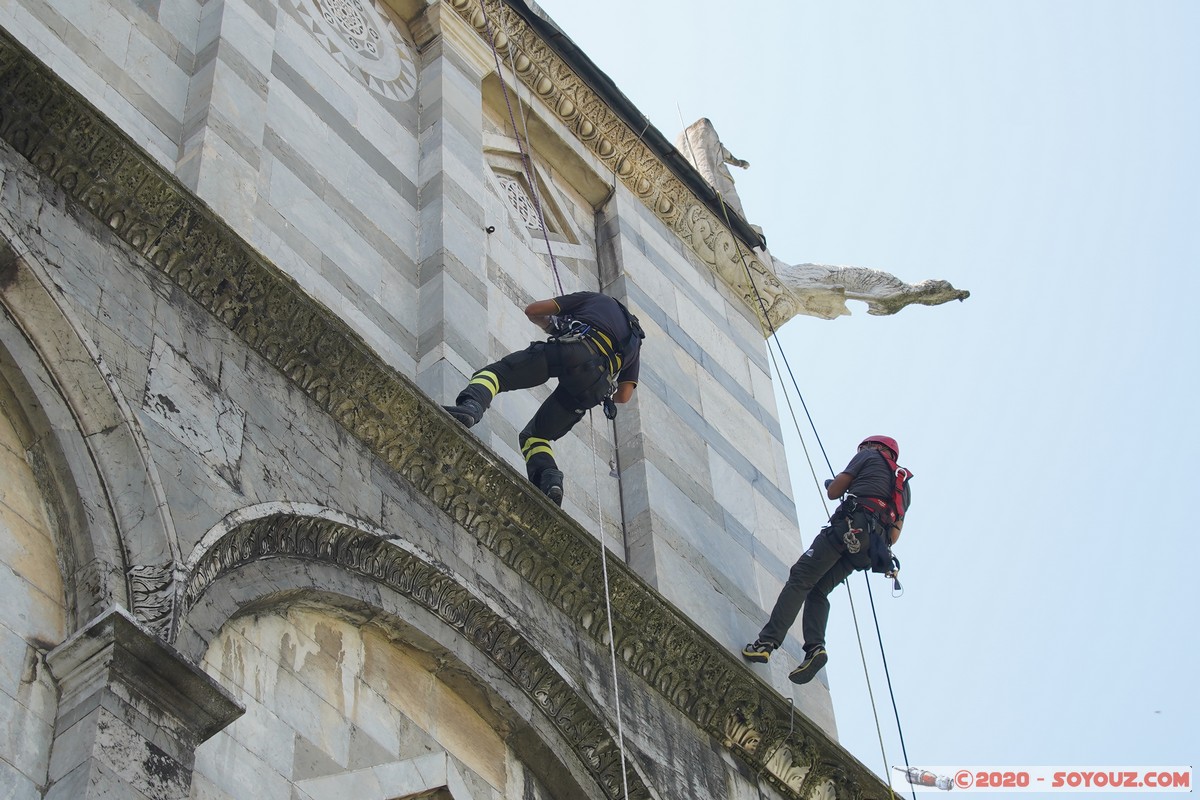 Pisa - Duomo
Mots-clés: geo:lat=43.72348198 geo:lon=10.39505917 geotagged ITA Italie Pisa Roman Catholic Archidiocese of Pisa Toscana Piazza dei Miracoli Eglise Duomo di Pisa patrimoine unesco