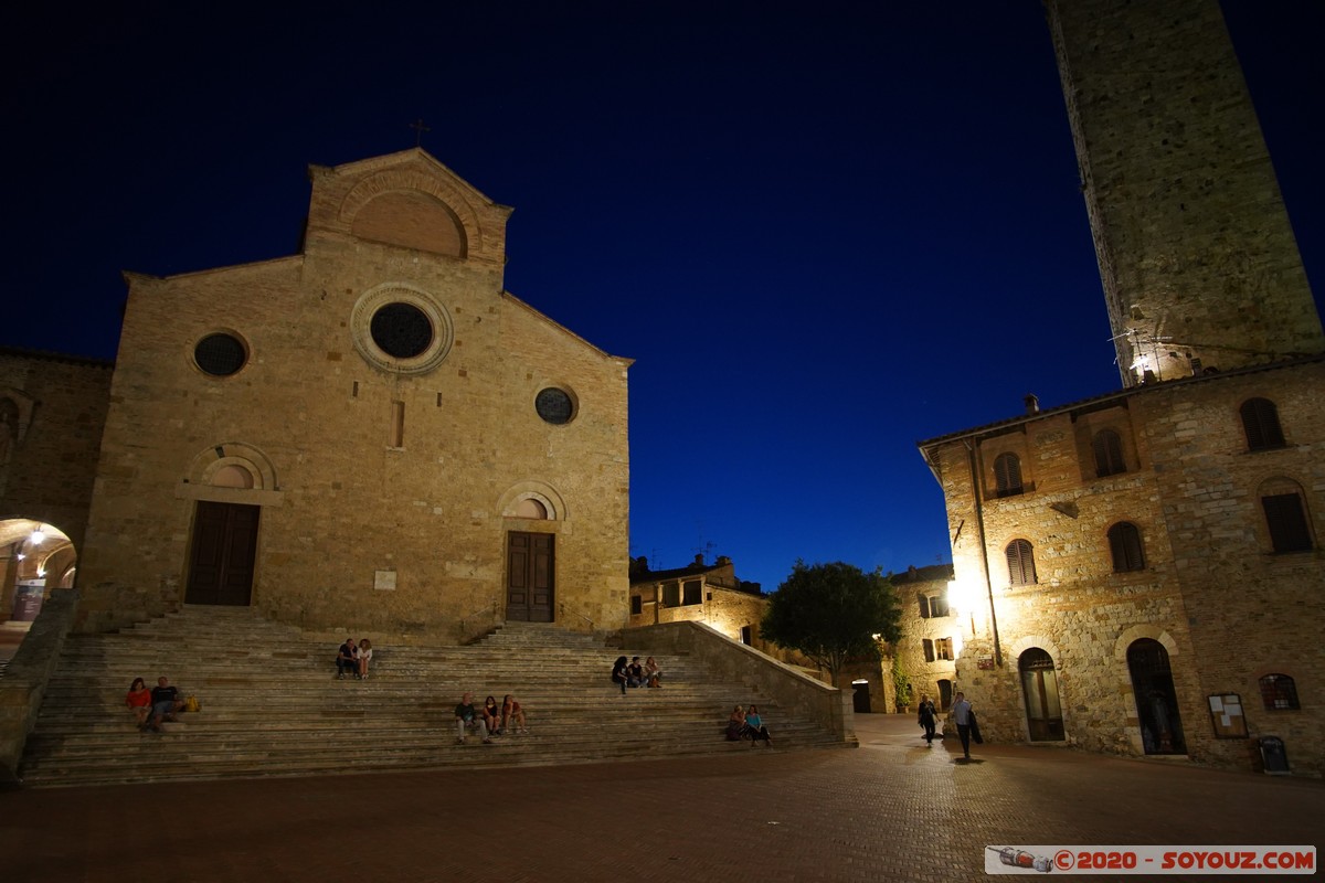 San Gimignano by  night - Collegiata di Santa Maria Assunta, Torri dei Salvucci
Mots-clés: geo:lat=43.46792083 geo:lon=11.04322583 geotagged ITA Italie San Gimignano Toscana Nuit Piazza del Duomo Collegiata di Santa Maria Assunta Torri dei Salvucci