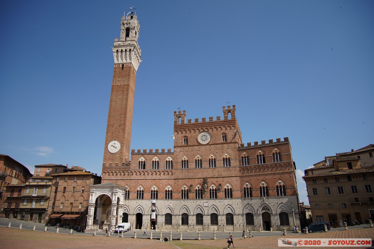 Siena - Piazza del Campo - Palazzo Pubblico e Torre del Mangia
Mots-clés: geo:lat=43.31856585 geo:lon=11.33157056 geotagged ITA Italie Siena Toscana patrimoine unesco Piazza del Campo Palazzo Pubblico Torre del Mangia