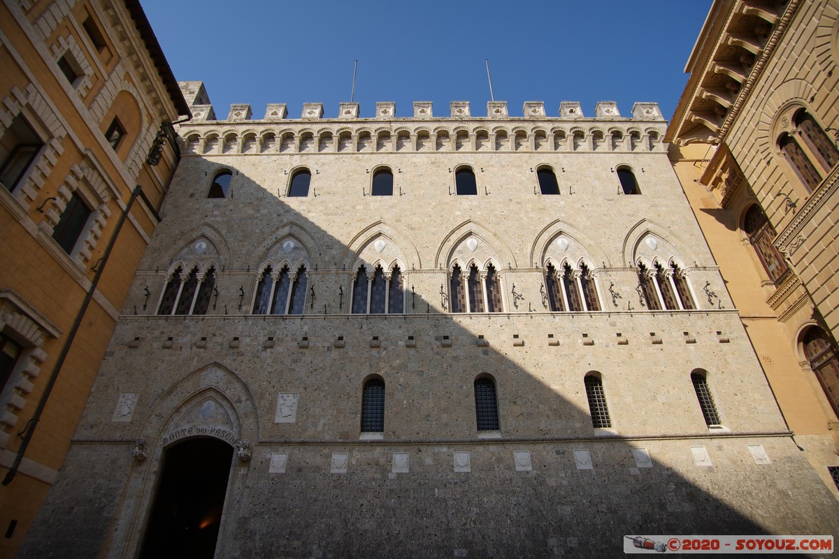 Siena - Palazzo Salimbeni
Mots-clés: geo:lat=43.32112921 geo:lon=11.33069587 geotagged ITA Italie Siena Toscana patrimoine unesco Via Banchi di Sopra Palazzo Salimbeni