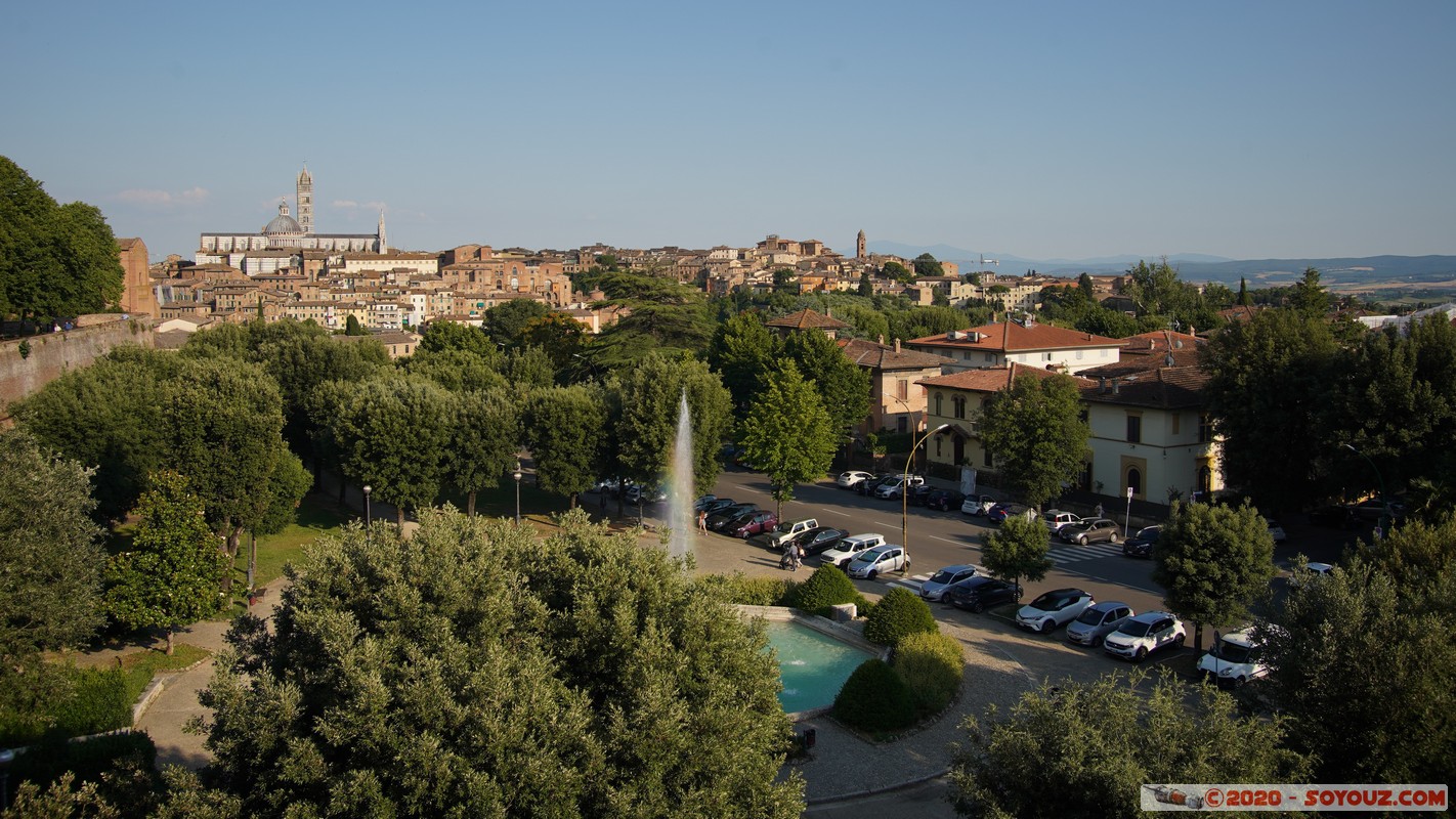 Siena - vista dal castello
Mots-clés: geo:lat=43.32145926 geo:lon=11.32243133 geotagged ITA Italie Siena Toscana patrimoine unesco