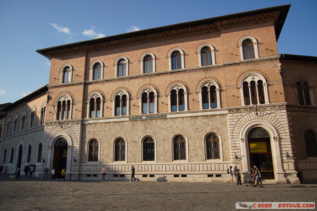 Siena - Poste Italiane
Mots-clés: geo:lat=43.32144097 geo:lon=11.32905911 geotagged ITA Italie Siena Toscana patrimoine unesco Poste Italiane