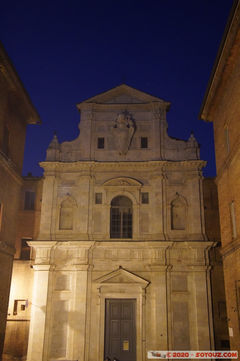 Siena by night - Chiesa di San Raimondo al Refugio
Mots-clés: geo:lat=43.31642550 geo:lon=11.33889658 geotagged ITA Italie Siena Toscana patrimoine unesco Nuit Chiesa di San Raimondo al Refugio Eglise